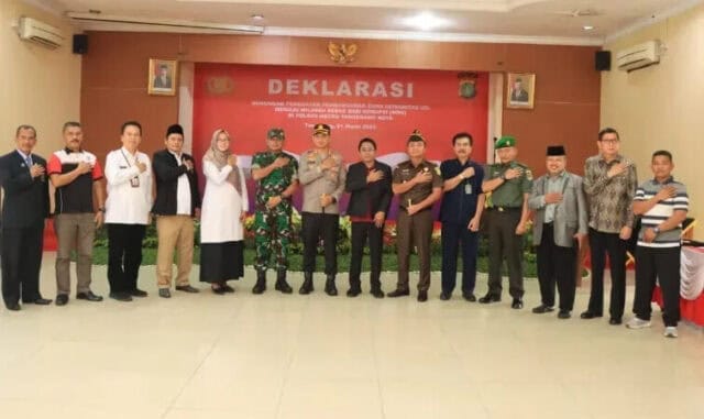 Bersama Forkopimda dan Masyarakat, Polrestro Tangerang Kota Deklarasi Penguatan ZI