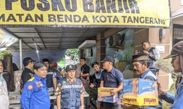 Banjir Melanda, Berbagai Bantuan Disalurkan Pemkot Tangerang
