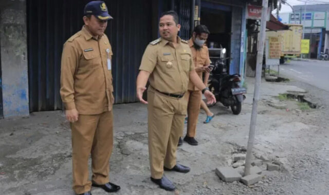 Cek Perbaikan Jalan, Walikota Tangerang: Jangan Asal-Asalan