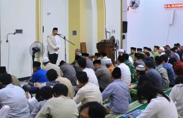 Tarawih Keliling, Wali Kota Berbagi di Ramadan: Masjid Makmur Masyarakat Makmur