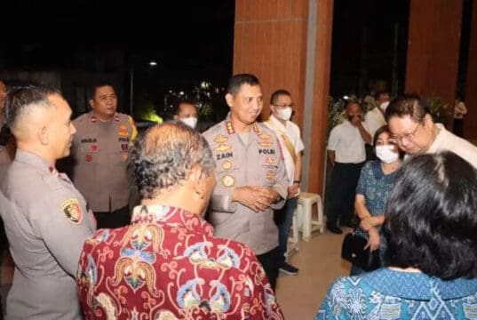 Kapolres Cek Gereja Bernadeth Pinang, Ratusan Personil Gabungan Amankan Paskah di Tangerang Kapolres Cek Gereja Bernadeth Pinang, Ratusan Personil Gabungan Amankan Paskah di Tangerang