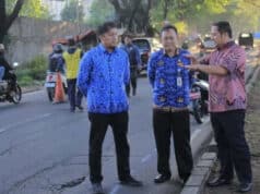 Wali Kota Tangerang Perintahkan Dimana Ada Jalan Rusak Segera Perbaiki Wali Kota Tangerang Perintahkan Dimana Ada Jalan Rusak Segera Perbaiki
