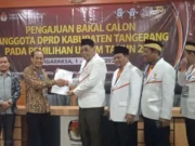 PKS Jadi Parpol Pertama Daftarkan Calegnya ke KPU Kabupaten Tangerang