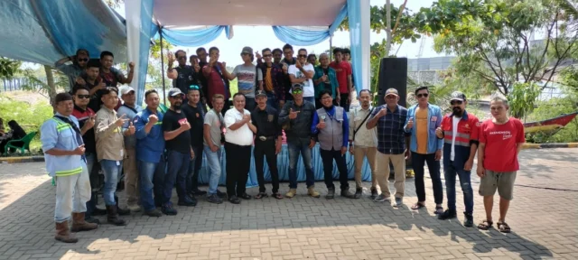 Para Pekerja PLTU Unit 9-10 Suralaya Gelar Halal Bihalal