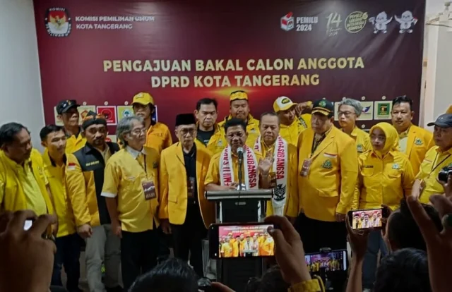 Boyong 50 Bacaleg ke KPU, Ketua DPD Golkar Kota Tangerang Serukan Kemenangan Penuh