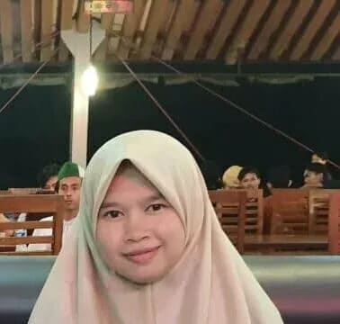 Siti Idhoh Mardhotillah, S.Pd, M.M., terpilih menjadi PPIH Arab Saudi.