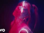 Lirik Lagu Side Effects - Becky Hill, Lewis Thompson