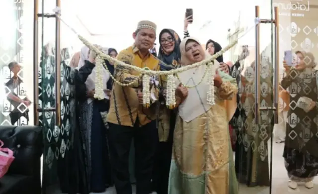 Lafatunnisa Halal Tour dan Travel Hadir Golden Tulip Essentials, Tawarkan Umrah Rp29,5 juta Lafatunnisa Halal Tour dan Travel Hadir Golden Tulip Essentials, Tawarkan Umrah Rp29,5 juta