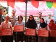 Hari Bhayangkara, Polres Metro Tangerang Kota Salurkan Bansos Polda Metro Jaya, Ini Sasarannya