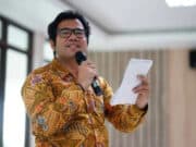 Guru Besar Fisip Untirta Prof. Suwaib Amiruddin