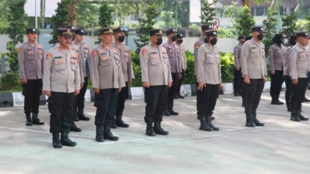 Anggota Polresta Tangerang terlebih dahulu melaksanakan apel pagi, Foto. (Istimewa)