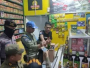 Satpol PP) Kabupaten Tangerang melaksanakan tempat usaha Depot Jamu di lima kecamatan, Foto. (Istimewa)