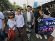 Hari Terakhir 1 Dekade Festival Al-Azhom, Dimeriahkan dengan Jalan Santai Sarungan