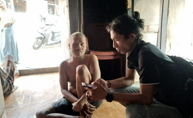 Suherman (41), warga Kampung Cadas RT 02 RW 03 Desa Karet, Kecamatan Sepatan Induk, Foto. Pelitabanten.com. (Istimewa)