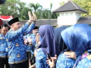 Bupati Tangerang Ahmed Zaki Iskandar hari Terakhir dalam jabatan nya berlangsung khidmat dan penuh rasa haru, Foto. (Istimewa)