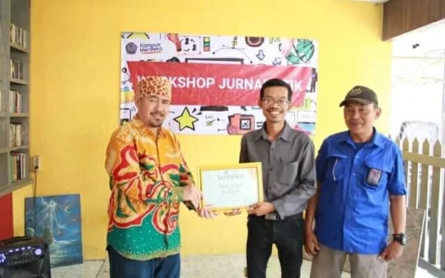 Mahasiswa semester VII Universitas Setia Budhi mengadakan workshop keterampilan dasar jurnalistik, Foto. (Istimewa)