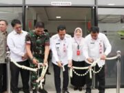 Pj Bupati Tangerang Andi Ony meresmikan gedung jaminan kesehatan dan launching Adaptif Rumah Sakit Terdepan) di RSUD Balaraja, Foto. (Istimewa)