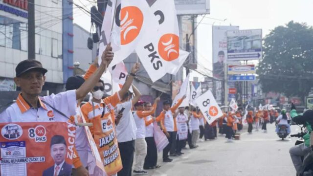 PKS Kabupaten Tangerang Menggelar Flash Mob Serentak di 11 Lokasi