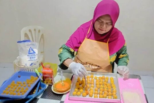 Rezeki Jelang Nataru, Produsen Kue Kering di Kota Tangerang Alami Lonjakan Pemesanan Rezeki Jelang Nataru, Produsen Kue Kering di Kota Tangerang Alami Lonjakan Pemesanan