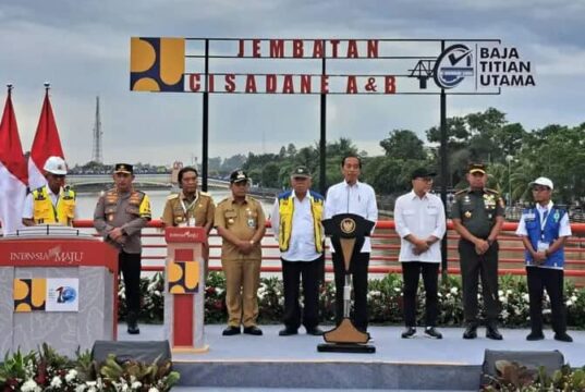 Jokowi Resmikan 3 Jembatan di Provinsi dan Kota Tangerang, Anggaran Cukup Fantastis Jokowi Resmikan 3 Jembatan di Provinsi dan Kota Tangerang, Anggaran Cukup Fantastis