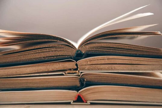 5 Fungsi dan Jenis-jenis Kamus Peribahasa Beserta Contohnya 5 Fungsi dan Jenis-jenis Kamus Peribahasa Beserta Contohnya