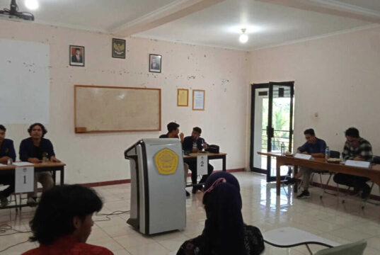 Debat Perdana Capresma dan Cawapresma STISIP Banten Raya Tahun 2024-2025, pada Selasa (28/05/2024).