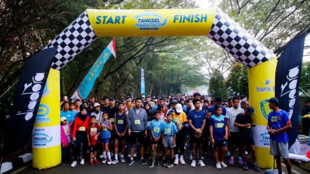 Diikuti Ribuan Peserta, Pilar Lepas Road to Tangsel Marathon 2024 di Kecamatan Serpong