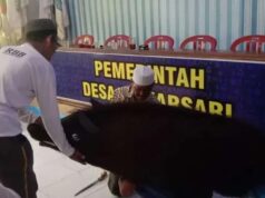 Tokoh Desa Mekarsari Lestarikan Budaya Adat Kesenian Bebedulan, Peringati HUT RI 79 Masyarakat Desa Mekarsari lestarikan budaya seni Bebedulan, pada Rabu (07/08/2024).