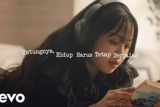 Lirik Lagu Untungnya, Hidup Harus Tetap Berjalan – Bernadya Lirik Lagu Untungnya, Hidup Harus Tetap Berjalan - Bernadya