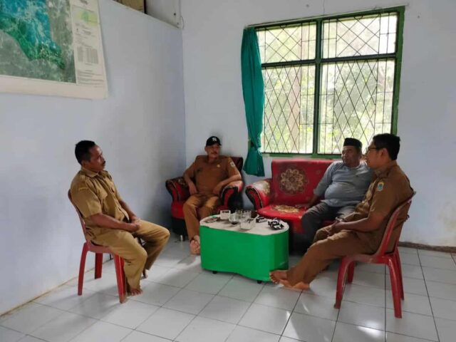 Pemerintah Desa Nanggerang, Kecamatan Cirinteun, tingkatkan optimalisasi pelayanan publik, pada Selasa (07/01/2025).