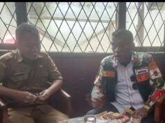 Iwan Tahapary Laporkan Bangunan Kantor Sekretariat Ormas LMP Kubu Adek Manurung di Pasar Buah Desa Kaduagung Timur Iwan Tahapary Ketua Macab LMP Lebak kubu Muhamad Arsyad Cannu.
