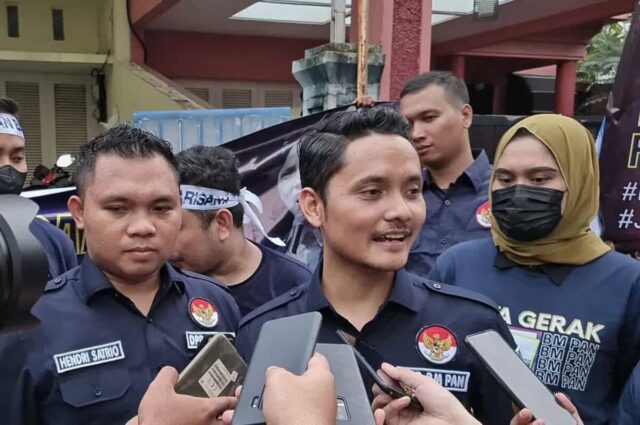 Ketua DPP BM PAN, Riyan Hidayat mengungkapkan bahwa putusan MK tersebut dinilai sangat merugikan pihak Ratu-Najib Hamas, pada Selasa (25/02/2025).