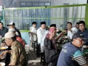 Tim Lebak Ruhay cicipi menu Bebek Ruhay menjelang Sahur pada Selasa (25/03/2025).