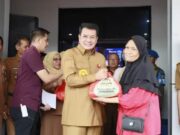 Bupati Tangerang Maesyal Rasyid dan Para Kepala desa Se-Kecamatan Pagedangan, Foto. (Istimewa)