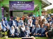 TP Posyandu Provinsi Banten, Ibu Tinawati Andra Soni, melakukan kunjungan kerja ke Desa Pasar Keong, Kecamatan Cibadak, Kabupaten Lebak, pada 11 April 2025.