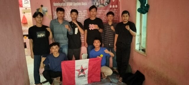 Bung Diki Kurniawan, bidang Ekonomi Kerakyatan DPC GMNI Pandeglang bersama pengurus DPK GMNI Banten Raya, pada Selasa (29/04/2025).