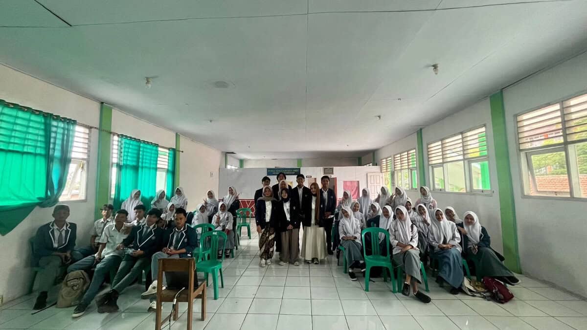 Gapai Sehati Hadir di Sekolah Remaja Pandeglang Belajar Bahaya Pernikahan Dini