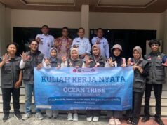 Peserta KKN ITB Ahmad Dahlan Jakarta Foto Bersama