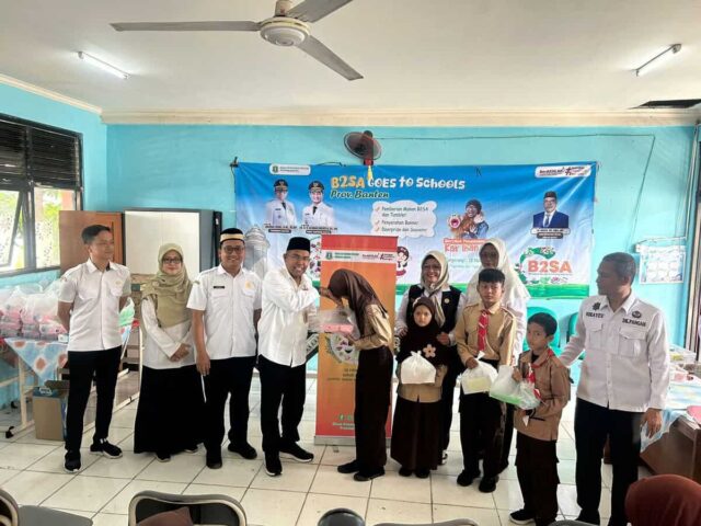 Dinas Ketahanan Pangan Provinsi Banten melalui Bidang Penganekaragaman Konsumsi dan Keamanan Pangan terus berinovasi dalam mengedukasi anak-anak sekolah dasar tentang pentingnya konsumsi pangan, pada Rabu (12/11/2025).