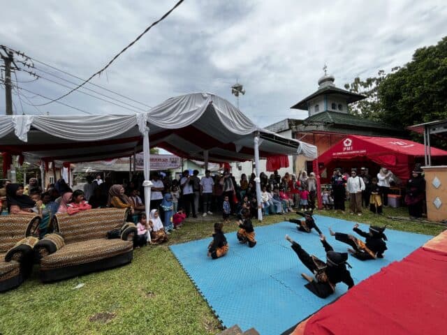 PGK Lebak Gelar Bakti Sosial, pada Minggu (23/11/2025)