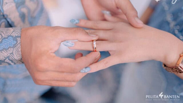 Happy Engagement! 75 Ucapan Selamat Tunangan Terbaik 2026