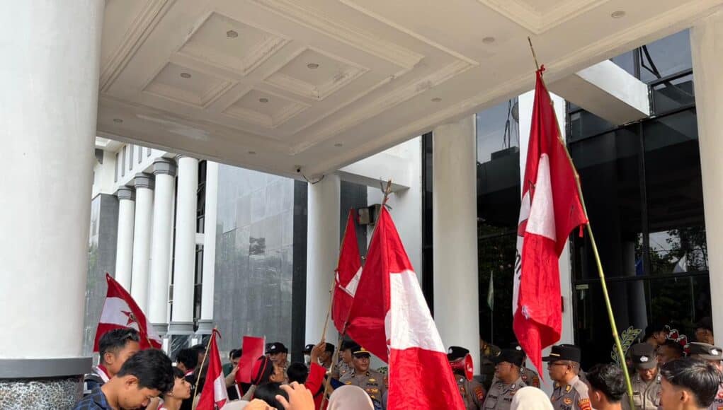 GMNI Pandeglang soroti Pemkab prihal Pejabat Tersangka Laka Maut Dinonaktifkan Kini Dilantik Staf Ahli Bupati Pandeglang, pada Kamis (28/05/2026).
