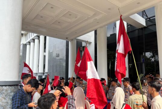 GMNI Pandeglang soroti Pemkab prihal Pejabat Tersangka Laka Maut Dinonaktifkan Kini Dilantik Staf Ahli Bupati Pandeglang, pada Kamis (28/05/2026).