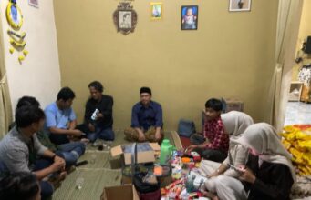 GMNI dan HMI USBR berikan bantuan korban bencana alam di Cipanas, pada Senin (25/05/2026).