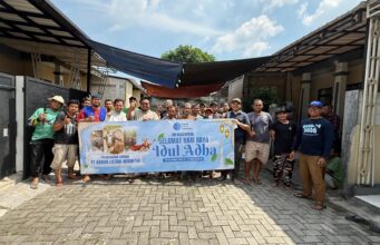 PT Kawan Listrik Indonesia Tebar Kepedulian, Potong 2 Ekor Sapi Qurban untuk Warga Ciakar