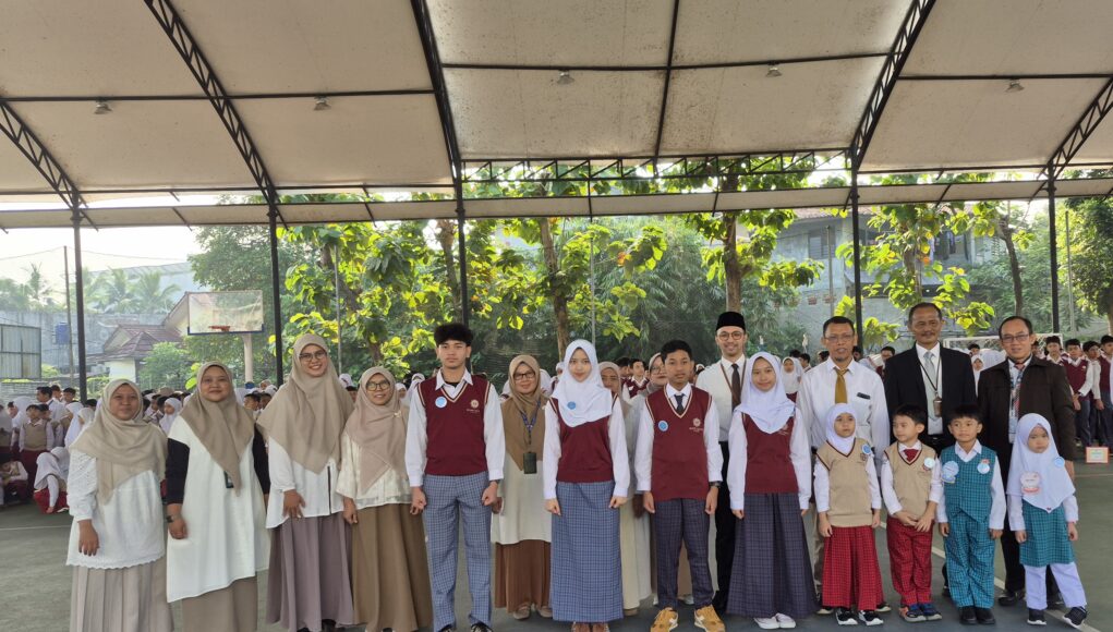 Simfoni yang Menumbuhkan Mimpi : Riuh Hari Pertama Masuk Sekolah