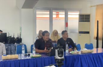 Komisi III DPRD Lebak Dorong Penguatan Literasi Kesehatan, Poltekkes Kemenkes Banten Perkuat Edukasi Junaedi Ibnu Jarta, Ketua Komisi III DPRD Lebak menjadi Keynotespeaker pada Seminar Nasional Poltekkes Kemenkes Banten, pada Minggu (19/07/2026).